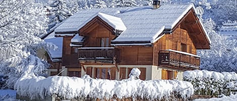 Petite chute de neige en mars.