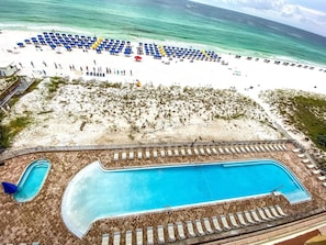 Beachfront zero entry pool and hottub