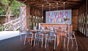 The dining area and Marble Bar in the Cantilever