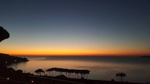 LEVER DE SOLEIL DEPUIS LA TERRASSE
