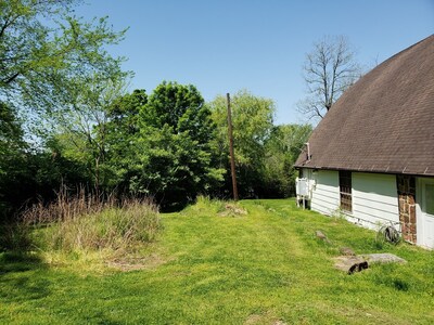 Perfect for big groups, Former Bed and Breakfast in Charming Old Converted Barn!