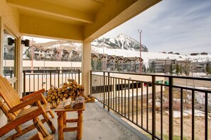 Sit out on your balcony and breathe the fresh mountain air.