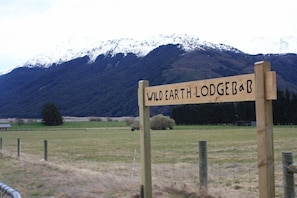 Sign at the front gate on SH6