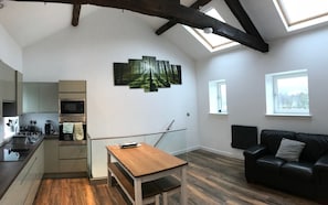 Open Plan Living (Upstairs)