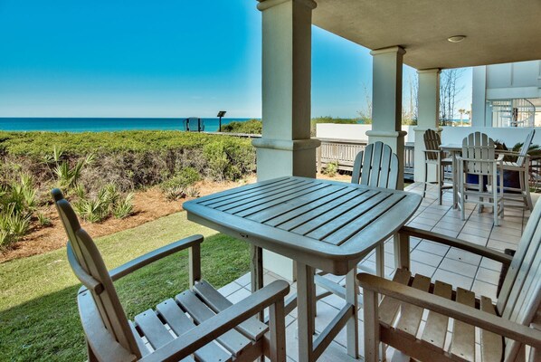Welcome to Sunset Beach 102C