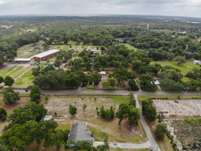 Large House For 10 In Quiet Country Setting Not Far From Skydive De Land