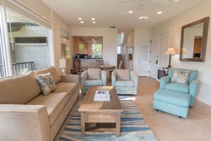 Living room with swivel chairs