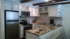 full kitchen