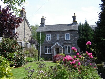 Ashfield cottage in Crickhowell with views of Usk Valley,and Brecon Beacons.