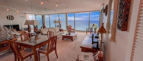 Enoy spectacular panoramic views from our floor-to-ceiling windows!