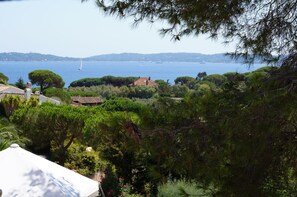 Vue de la chambre parentale.