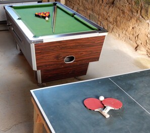 Games Room: pool, table tennis, air hockey & darts. Great whatever the weather!