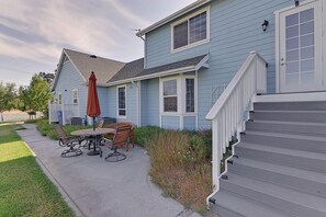 Private entrance to rental unit