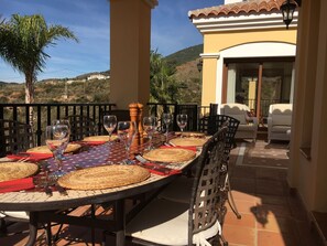 Fabulous views go well with a lunch!