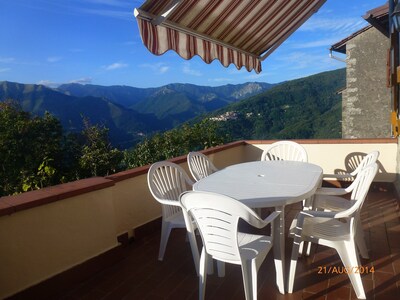 Casa en Brandeglio, cerca de la ciudad balneario de Bagni Di Lucca, Toscana, Italia