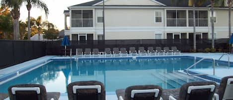 Pool with seating