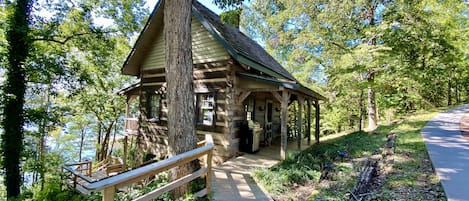 Overview of Cabin - Lake in Background