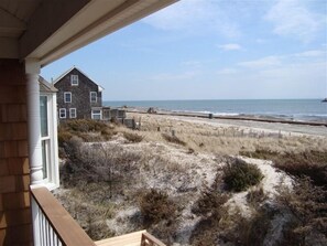 Upper Level Deck View