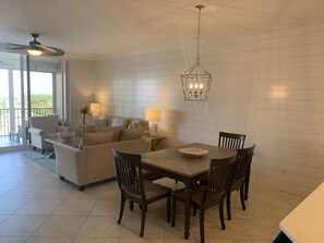 Open concept dinning area