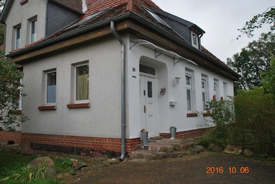 Ruhe und Erholung in der "Alten Schule" in Klein Apenburg/  KEINE MONTEURWOHNUNG