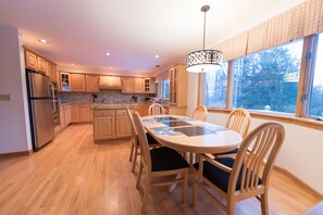 Fully stocked eat-in kitchen