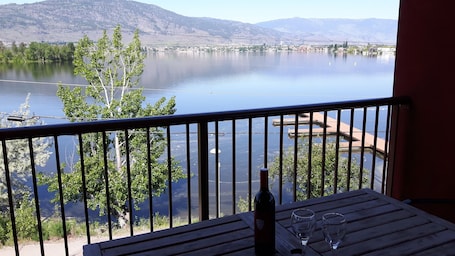 Amazing vIews from Balcony