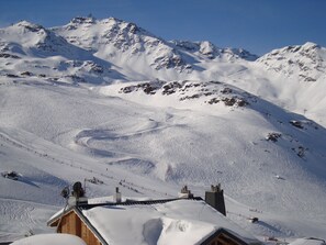 vue de votre balcon avec la cime caron