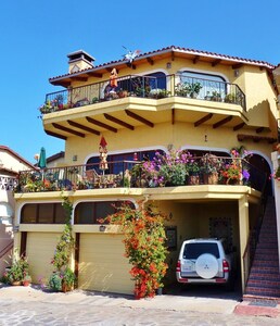 Impresionante casa de playa hecha Portada y artículo principal en la revista Baja Lifestyle!