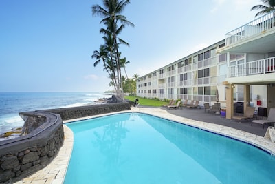 Ocean Front Paradise at Magic Sands Beach