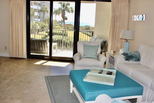 Second Floor location with beach views. 2 King Bedrooms 