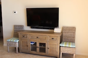 55 INCH SMART TV WITH SOUNDBAR  BLUERAY DVD 
GAMES AND DVD’S IN CONDO