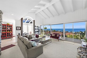 Open floor plan living room with stunning panoramic views.