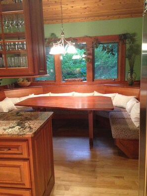 Extra dining adjacent to kitchen!  Perfect for kids! 
