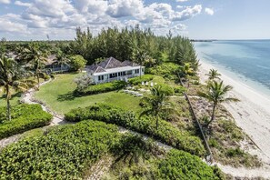 Aerial view showing the fantastic position - right by the beach!