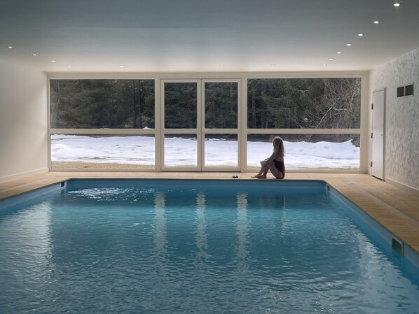 Piscine couverte ouverte :
-21 déc 2024 au 5 mai 2025
-15 juin au 15 sept 2025