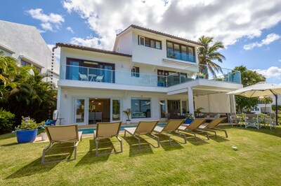 Picture of villa