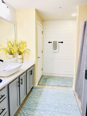 Master bathroom with newly upgraded sink and countertop! 