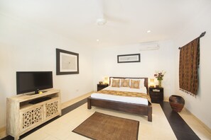 BEDROOM.