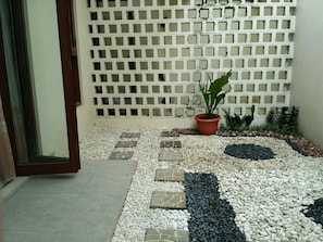 3 BR House with Pool Near KidsFun Jogja
