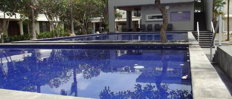 3 BR House with Pool Near KidsFun Jogja