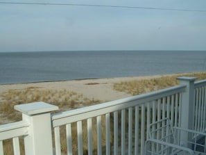 Atlantic ocean horizon views from the front deck.