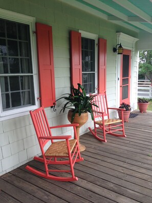 Front porch with rocking chairs
