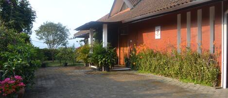 Nature 3 Bedroom Villa in Lembang