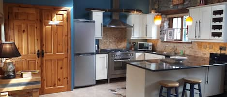 An Tigin Kitchen