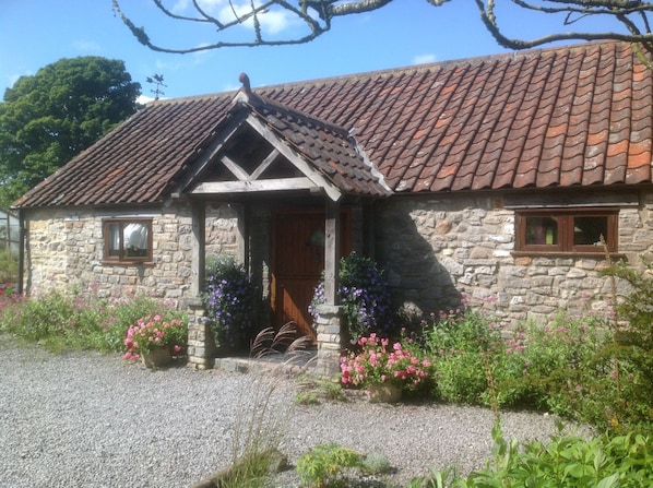 The Beanacre Barn