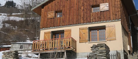 Façade sud du chalet 