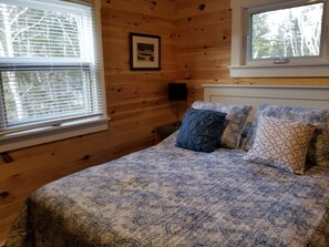 1st floor bedroom with queen bed