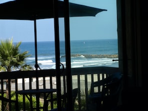 Hear and see waves breaking from this outside  dual view corner condo.