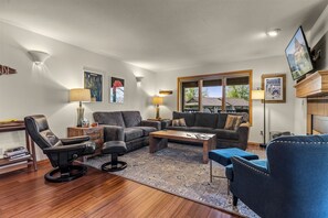 Cozy Living Room with Gas Fireplace and Smart TV