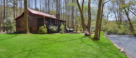 Peaceful relaxation on the banks of the Ellijay River